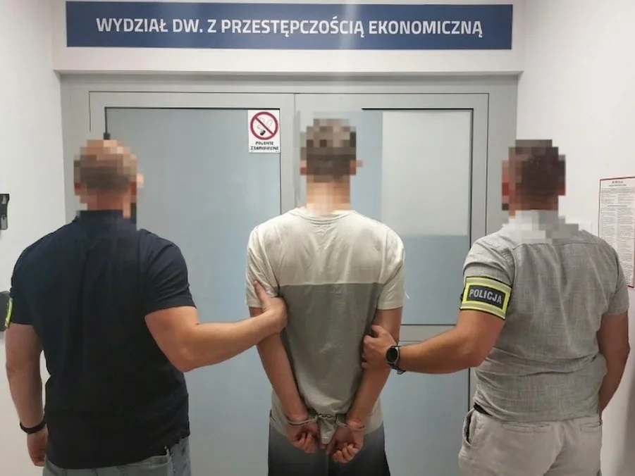 Oszukiwał przez Internet - trafił do aresztu - Aktualności Policja Podkarpacka