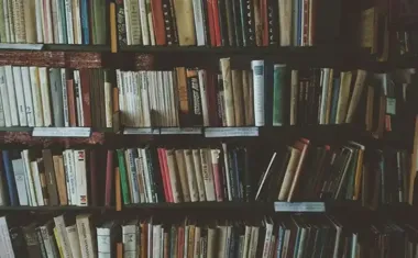 Beata Świszcz w MBP Jasło - poezja i obrazy łączą się na Światowy Dzień Poezji