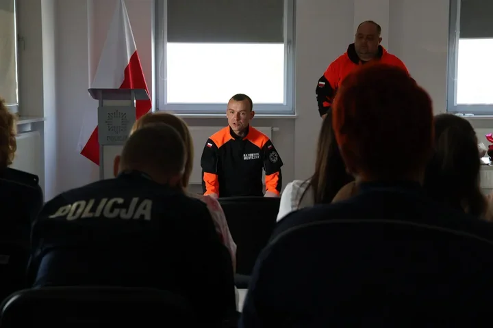 W Jaśle ćwiczono ratowanie życia - pokazano AED i stazę taktyczną