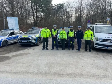 Na granicy w Ożennej radiowóz i mundur zmieniły stronę patrolu
