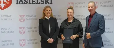 Dwa jubileusze w Starostwie Powiatowym w Jaśle. 35 i 20 lat pracy